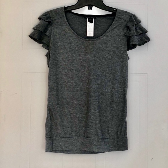 ♨️ Gray T-shirt with ruffle sleeves ♨️ - Picture 6 of 7